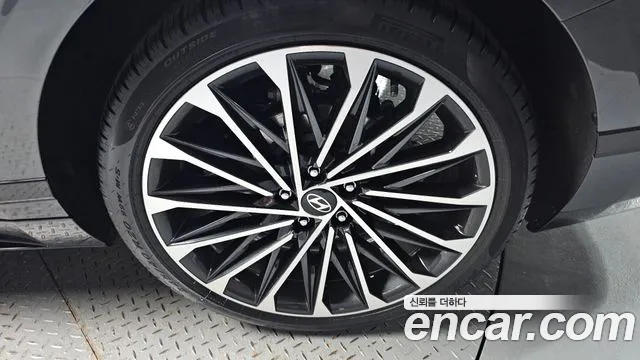 Hyundai Grandeur — Фото автомобиля 18