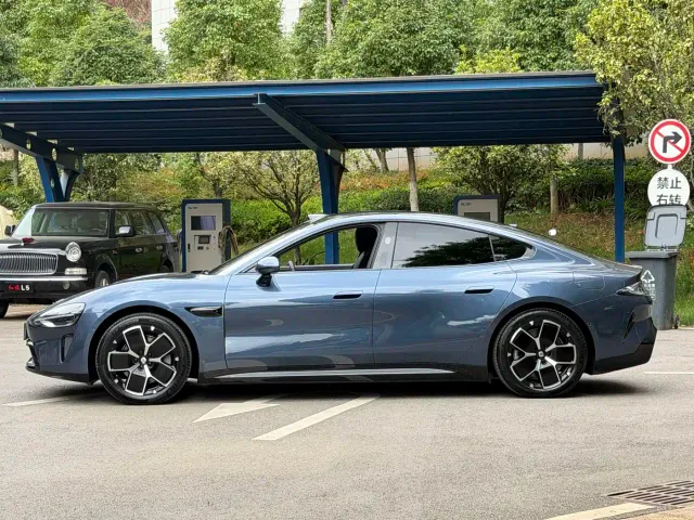 Xiaomi SU7 — Фото автомобиля 5