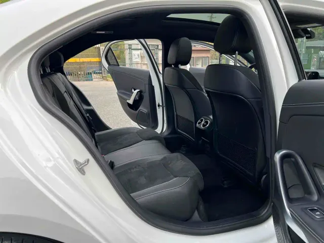 Mercedes-Benz A-Class — Фото автомобиля 11