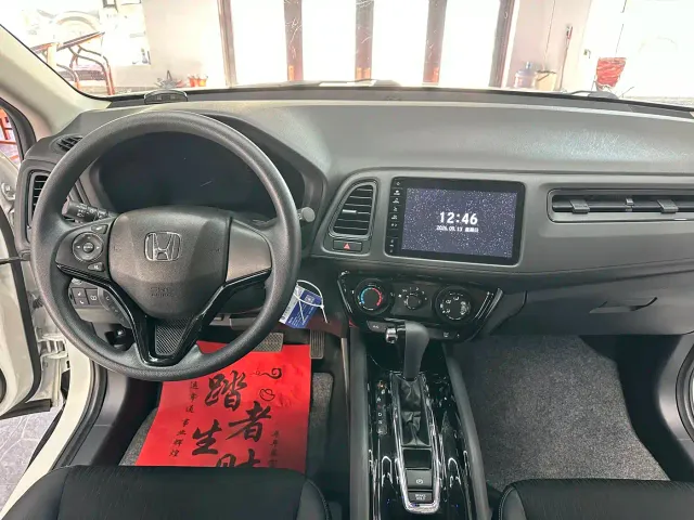 Honda Vezel — Фото автомобиля 10