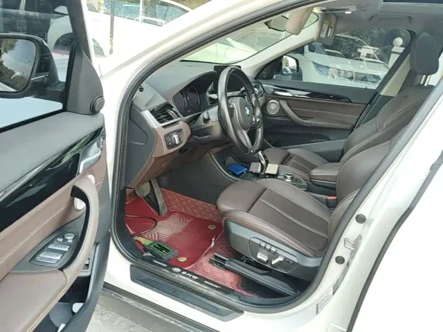 BMW X1 — Фото автомобиля 15
