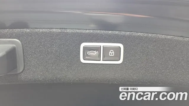 Genesis G80 Бензин 2.5 турбо AWD — Фото автомобиля 30