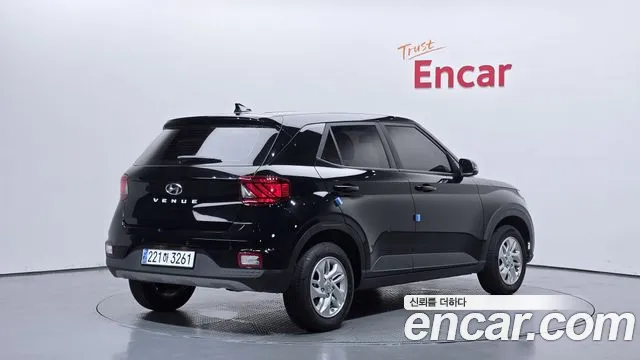 Hyundai Venue Venue 1.6 Premium — Фото автомобиля 2