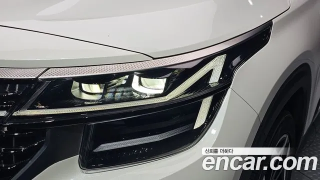 Kia Seltos New — Фото автомобиля 7