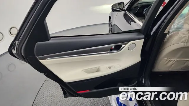 Hyundai Grandeur Новый Grandeur IG — Фото автомобиля 23