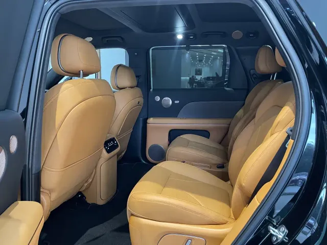 IM Motors LS8 — Фото автомобиля 10
