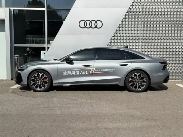 Audi A6L — Фото автомобиля 3