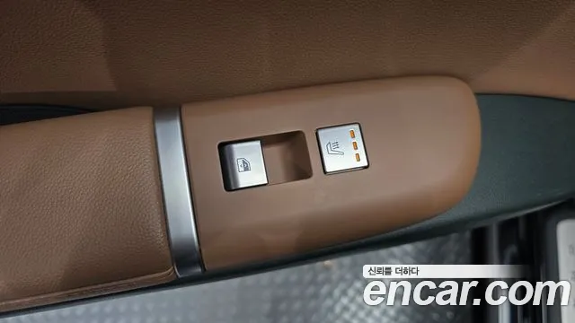 Hyundai Grandeur GN7 — Фото автомобиля 24