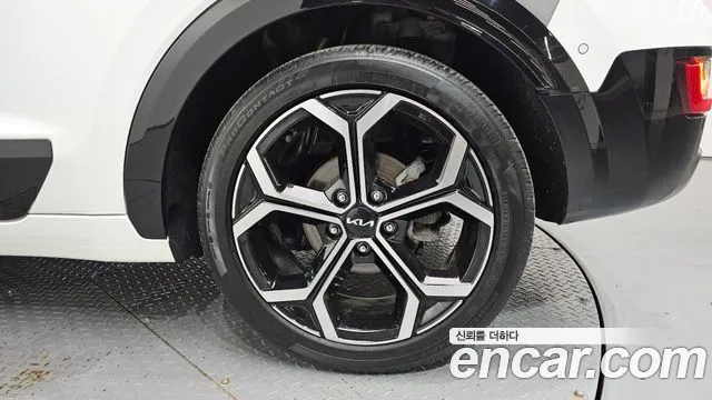 Kia Niro The All New Niro Signature — Фото автомобиля 21