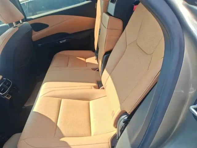 Lexus RX — Фото автомобиля 16