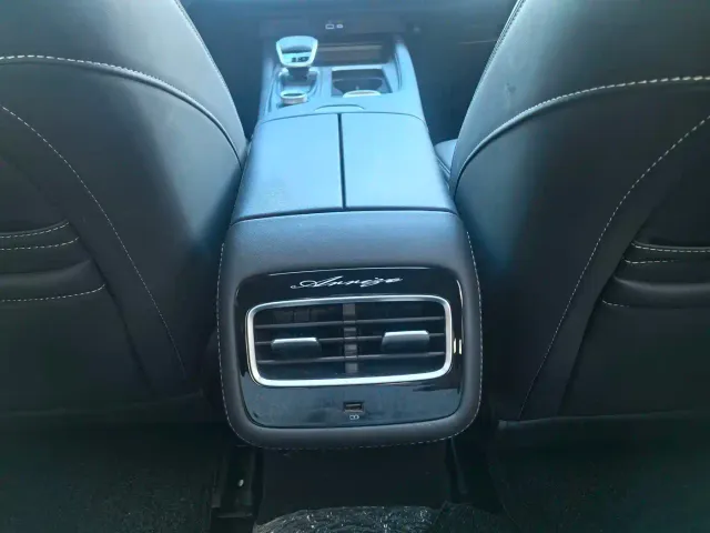 Chery Arrizo 8 — Фото автомобиля 18