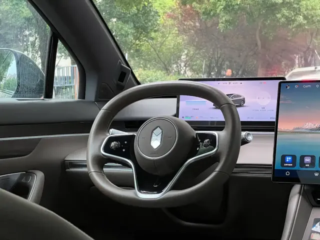 Zhijie Luxeed R7 2026 Range Extender Max — Фото автомобиля 16