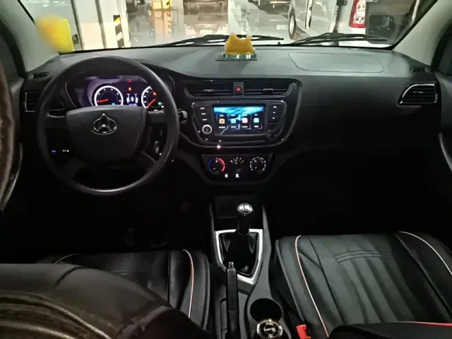 Changan Ono S — Фото автомобиля 9