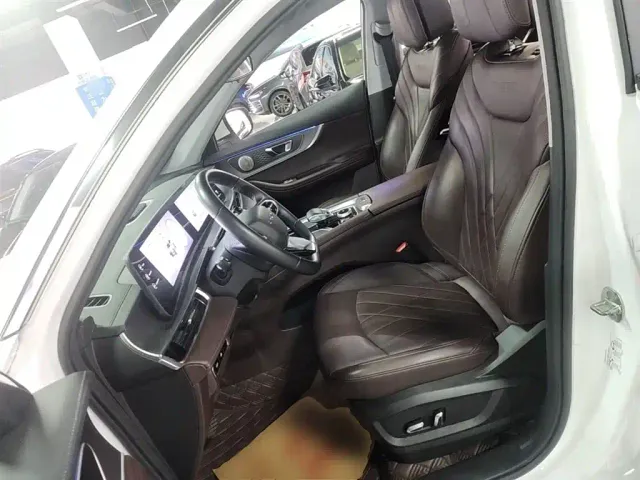 Chery Tiggo 8 PLUS — Фото автомобиля 14