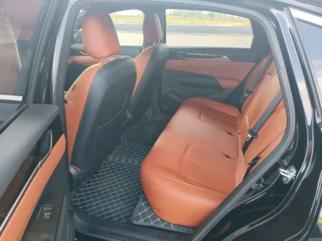 Wuling Starlight — Фото автомобиля 16