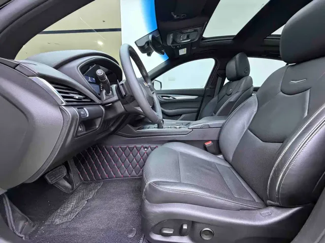 Cadillac CT5 — Фото автомобиля 9