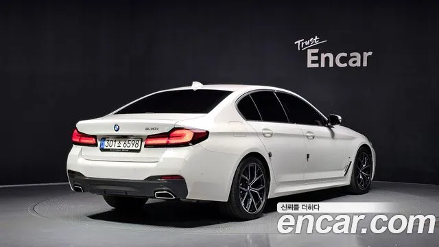 BMW 5 Series G30 — Фото автомобиля 2
