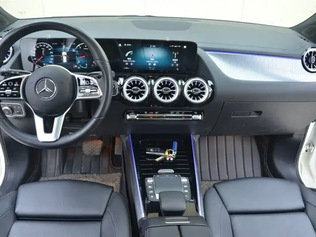 Mercedes-Benz GLA-Class — Фото автомобиля 6