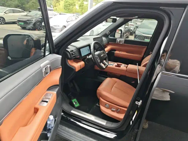 BYD FangChengBao Titanium 7 — Фото автомобиля 15