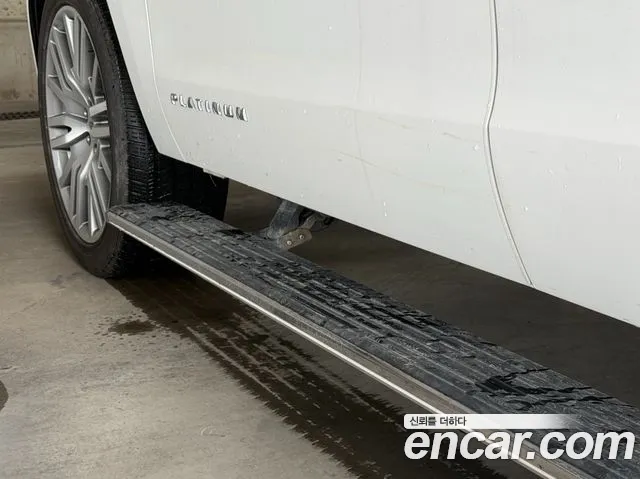 Ford Expedition — Фото автомобиля 16