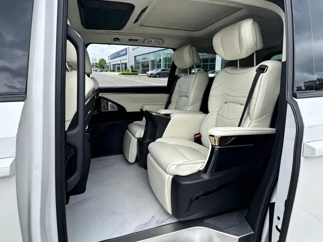 GAC Trumpchi E9 — Фото автомобиля 3