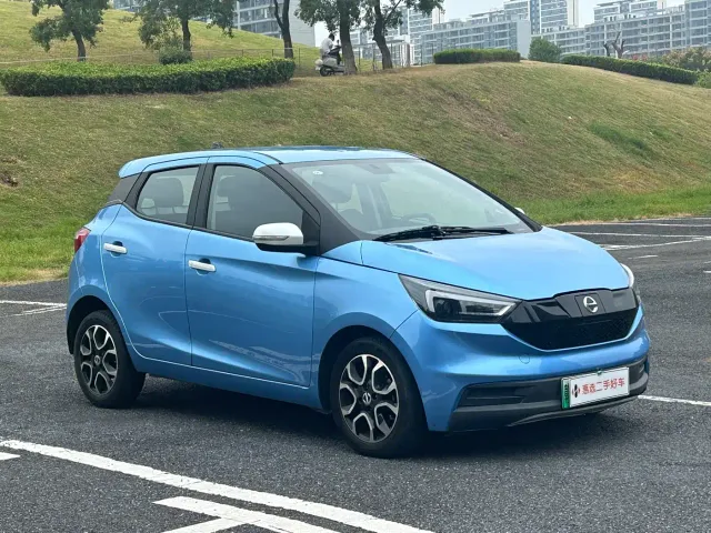 JMEV EV3 — Фото автомобиля 3