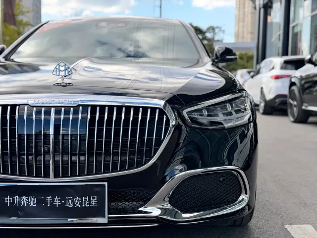 Mercedes-Benz Maybach S-Class — Фото автомобиля 23