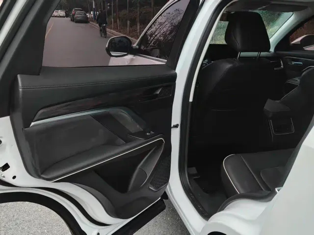Haval H6 — Фото автомобиля 12