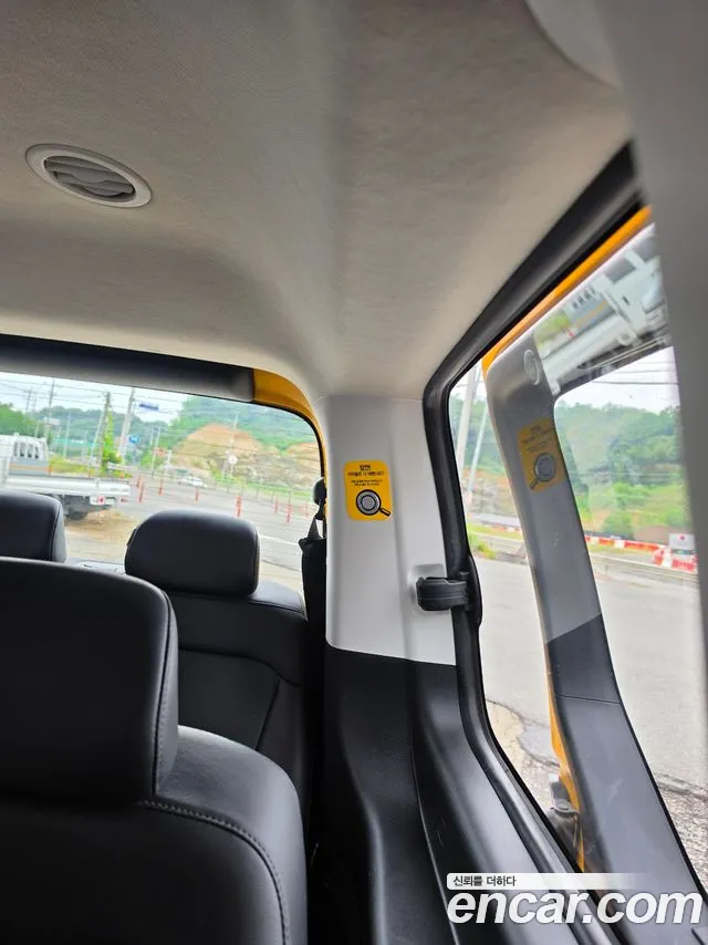 Hyundai Staria — Фото автомобиля 9