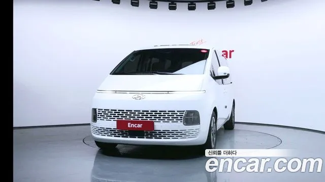 Hyundai Staria Staria 4WD Tourer 9 мест — Фото автомобиля 3