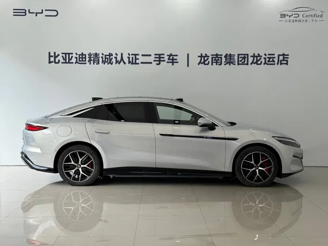 BYD Han L — Фото автомобиля 9