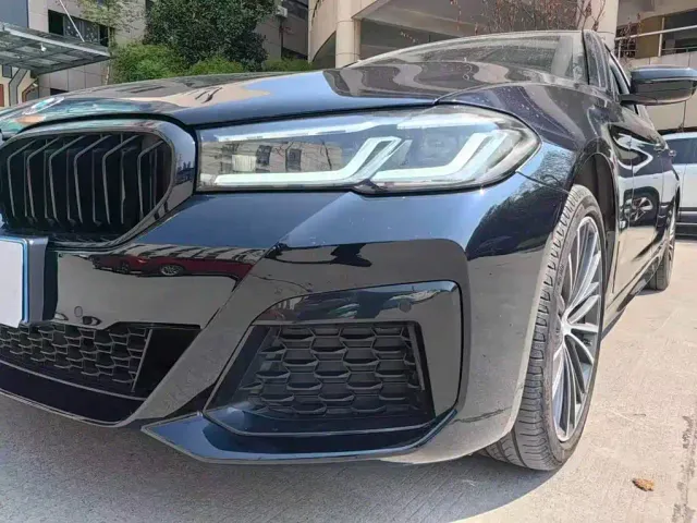BMW 5 Series — Фото автомобиля 4