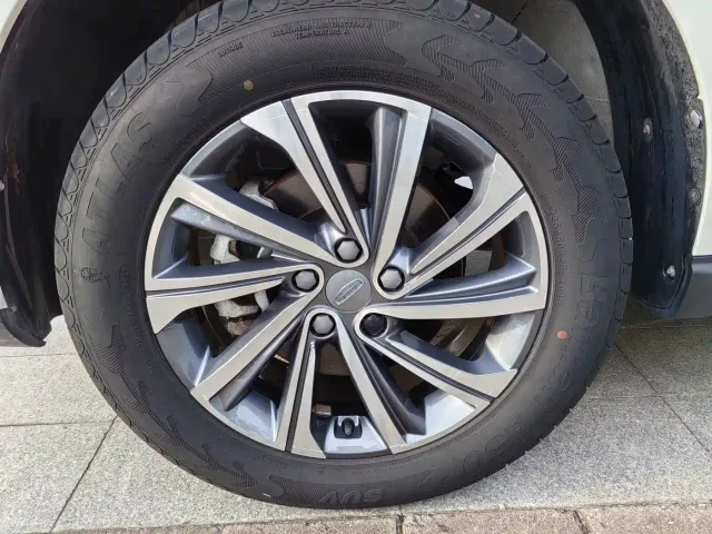 Geely Vision X6 — Фото автомобиля 8