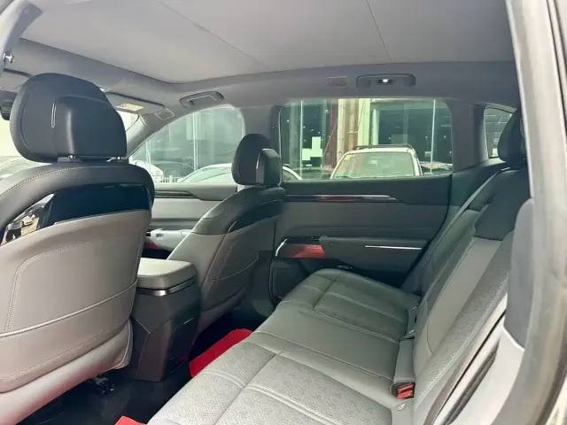 ZEEKR Zeekr 7X 2025 100kWh Long Range RWD Smart Driving Edition — Фото автомобиля 9