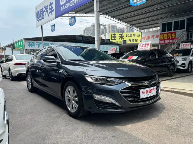 Chevrolet Malibu XL — Фото автомобиля 3