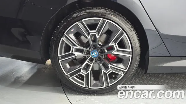 BMW 5-Series 5 серия (G60) — Фото автомобиля 5