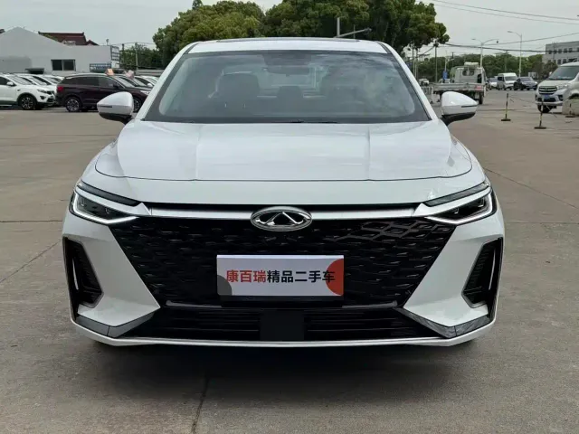 Chery Arrizo 8 — Фото автомобиля 2
