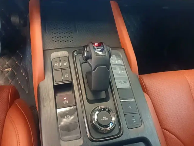 Haval H9 — Фото автомобиля 13