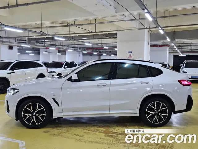 BMW X4 xDrive20i M Sport — Фото автомобиля 5