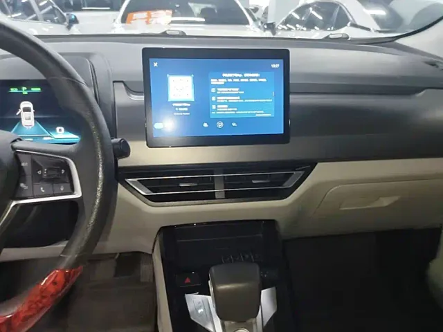 BYD Yuan Pro — Фото автомобиля 12