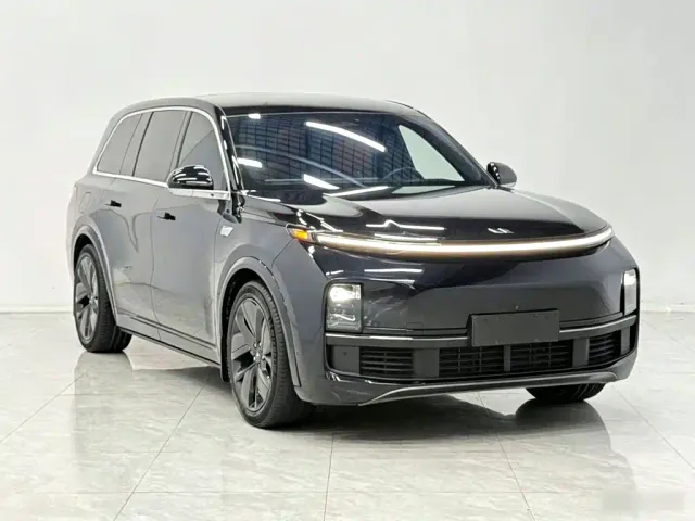 Li Auto L9 — Фото автомобиля 3