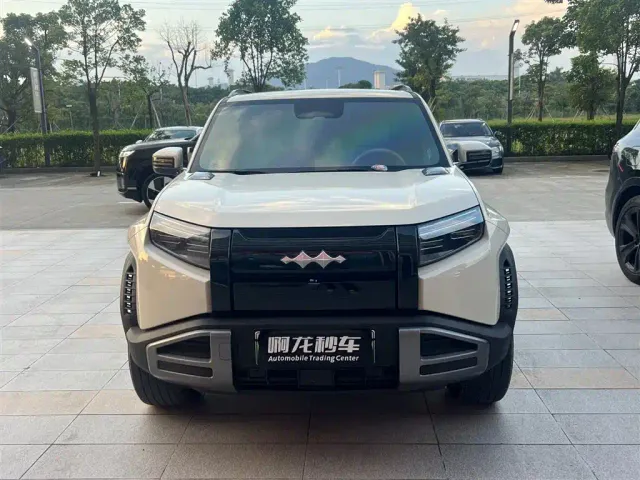 BYD FangChengBao Titanium 3 — Фото автомобиля 2