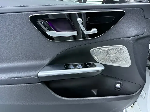 Mercedes-Benz C-Class — Фото автомобиля 4