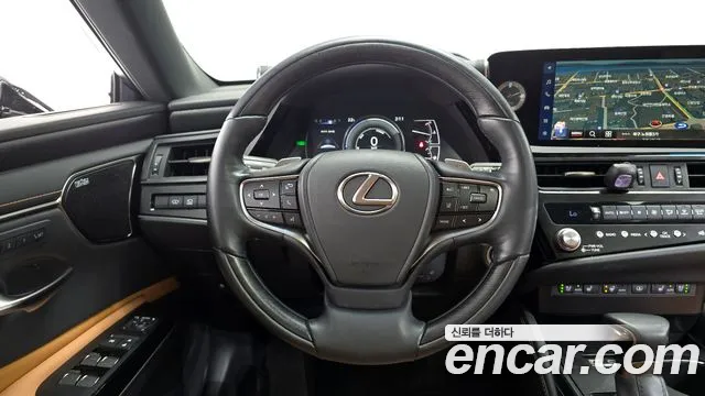 Lexus ES 7th Gen — Фото автомобиля 12