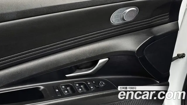 Hyundai AVANTE Avante (CN7) — Фото автомобиля 18