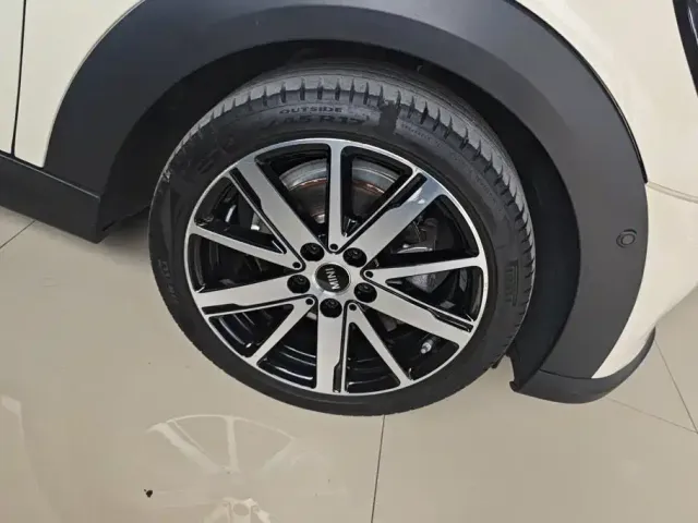 MINI MINI 2022 1.5T COOPER Artist — Фото автомобиля 6