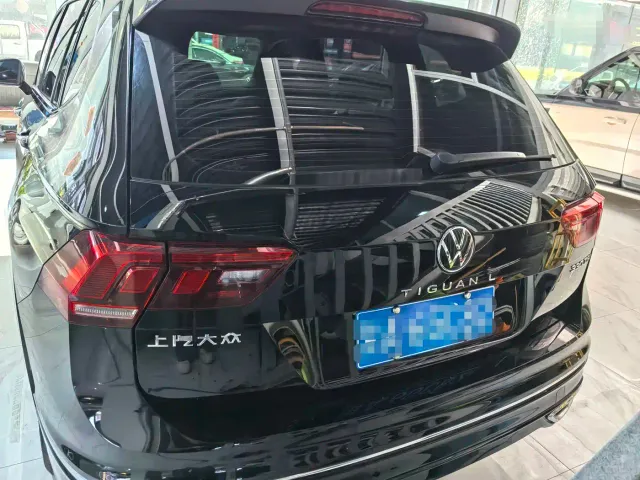 Volkswagen Tiguan L — Фото автомобиля 5