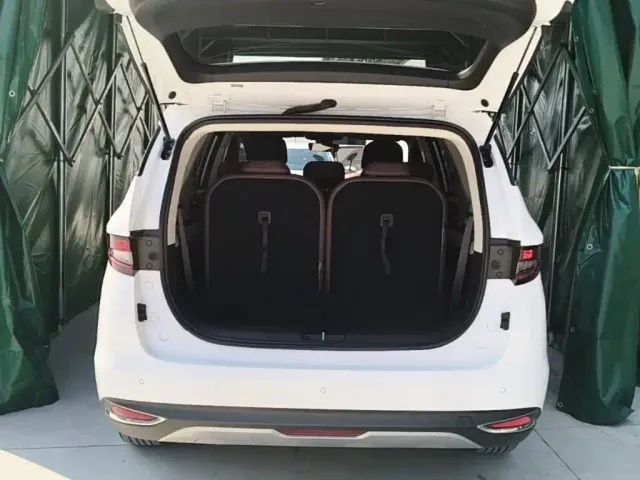 Geely Jiaji — Фото автомобиля 18