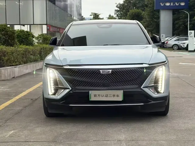 Cadillac Lyriq — Фото автомобиля 2
