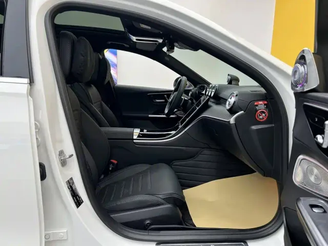Mercedes-Benz C-Class — Фото автомобиля 17
